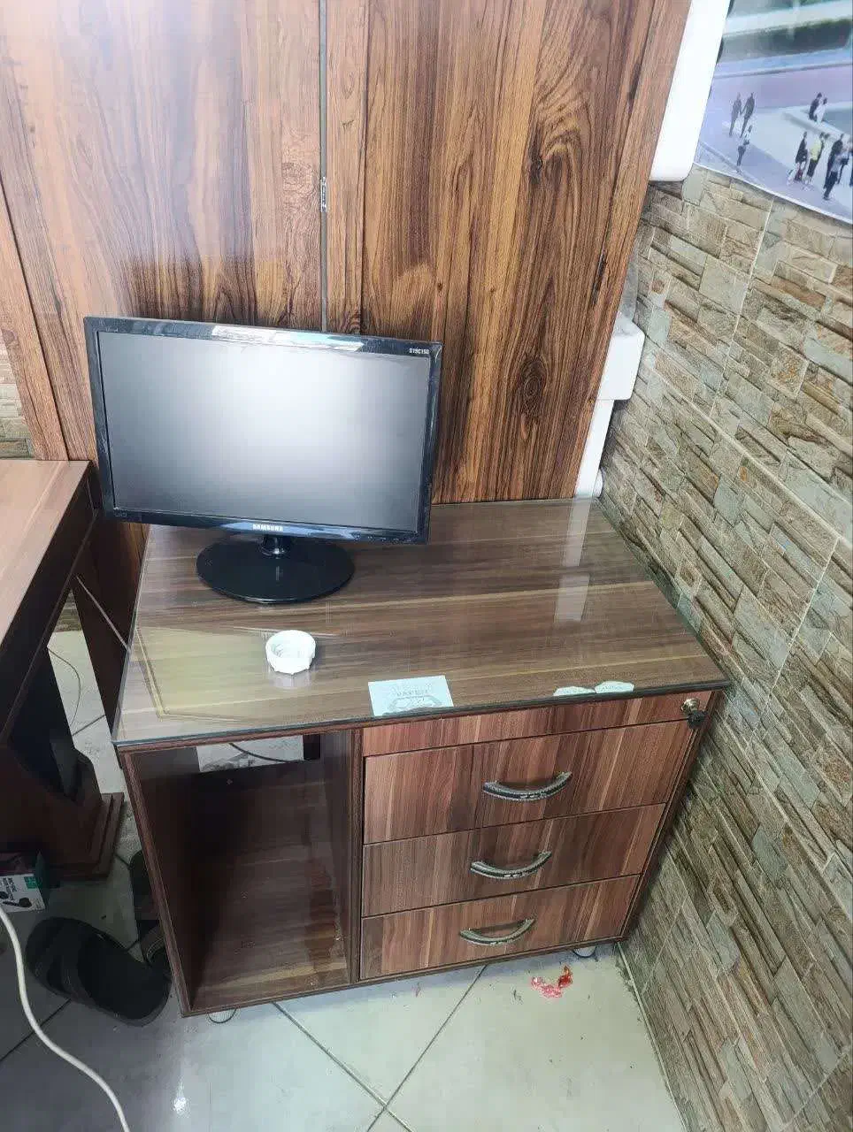 میز اداری|دفتر کار|اراک, |دیوار