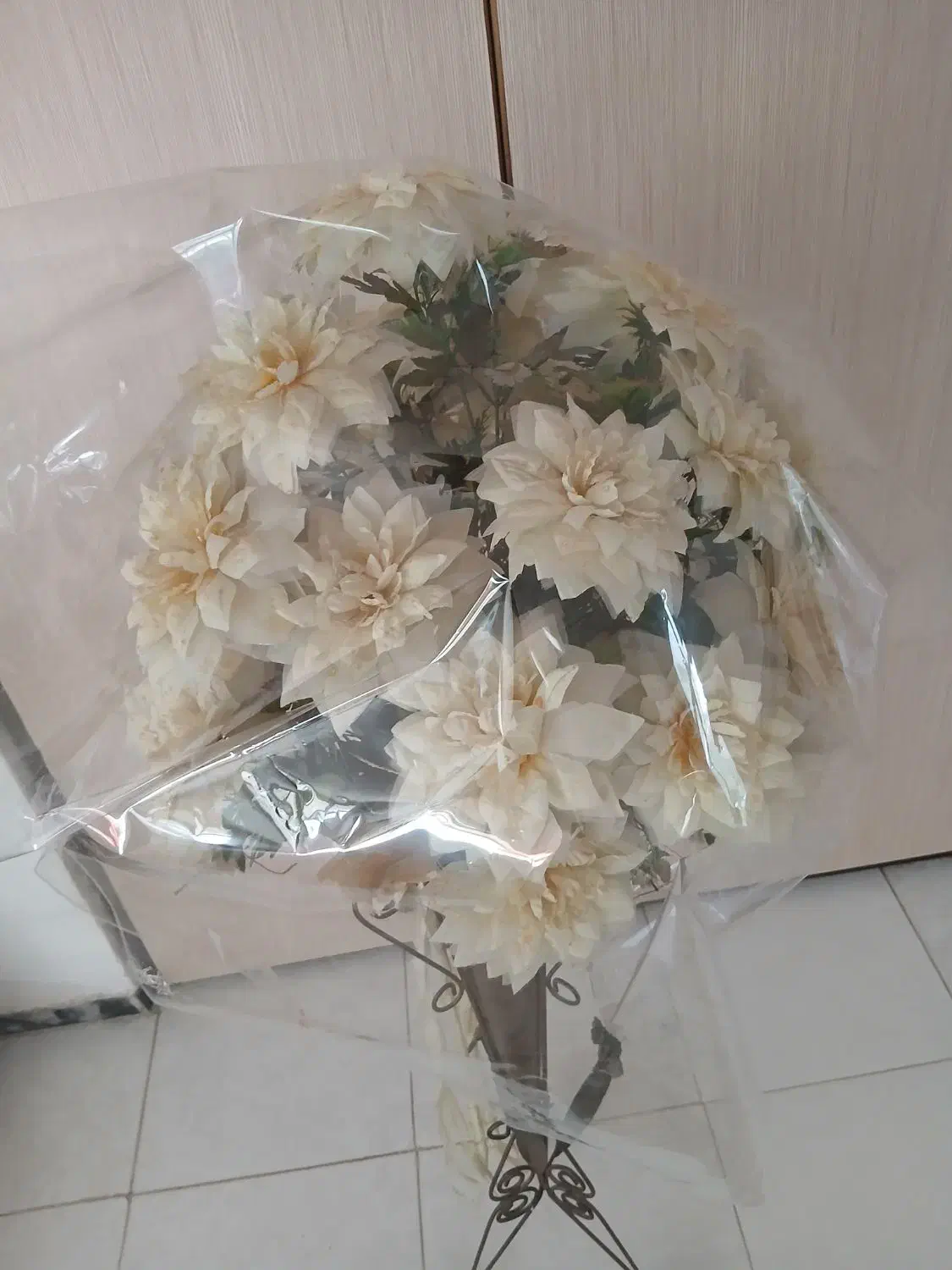 گل مصنوعی با پایه فلزی|گل مصنوعی|سنندج, |دیوار