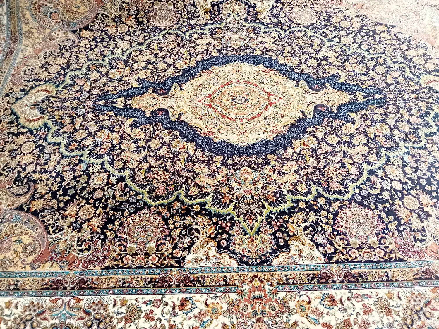 فرش ۱۲ متری ۷۵۰ شانه  نگین مشهد|فرش|تفرش, |دیوار