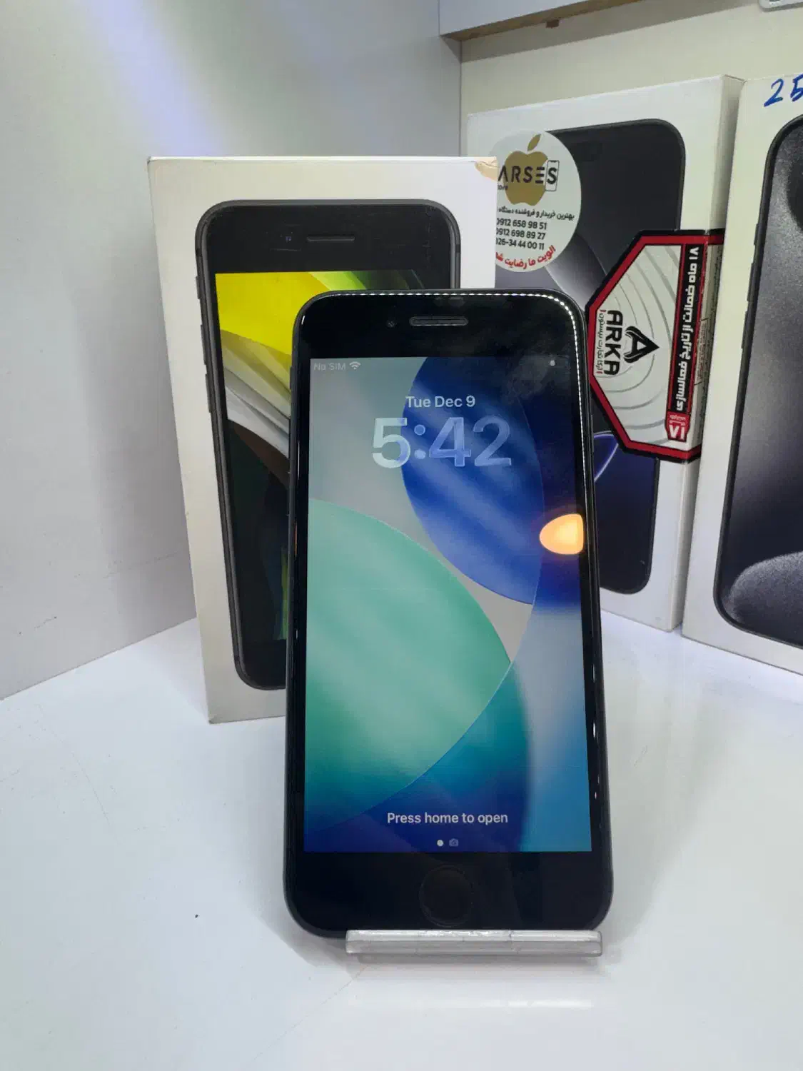 آیفون SE 2020 حافظه ۱۲۸|موبایل|کرج, گوهردشت|دیوار