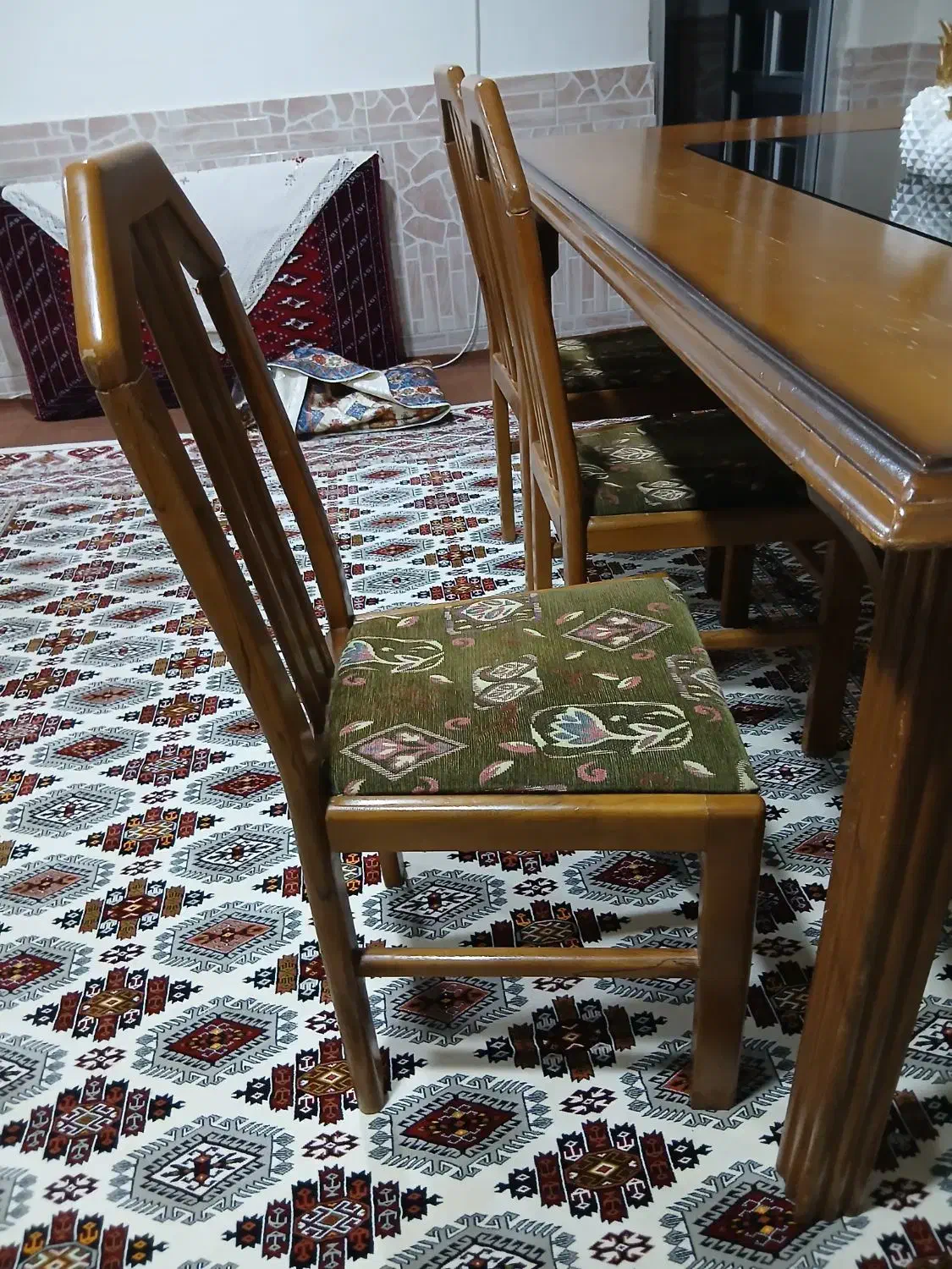 میز غذا خوری|میز و صندلی غذاخوری|بندر ترکمن, |دیوار