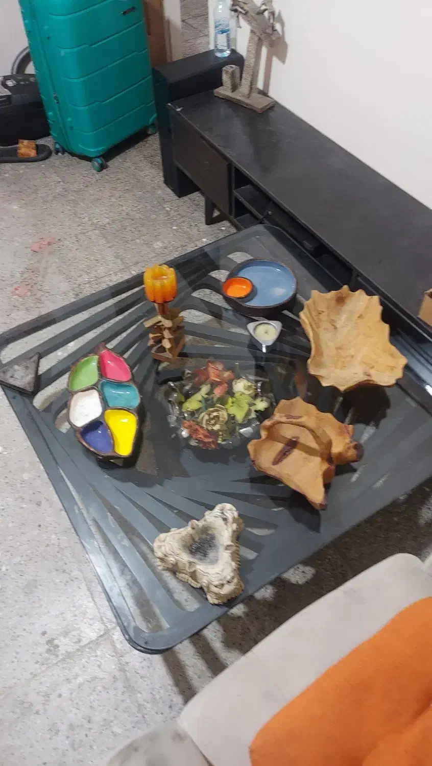 تعدادی لوازم دکوری خارجی|صنایع دستی و سایر لوازم تزئینی|تهران, زرکش|دیوار