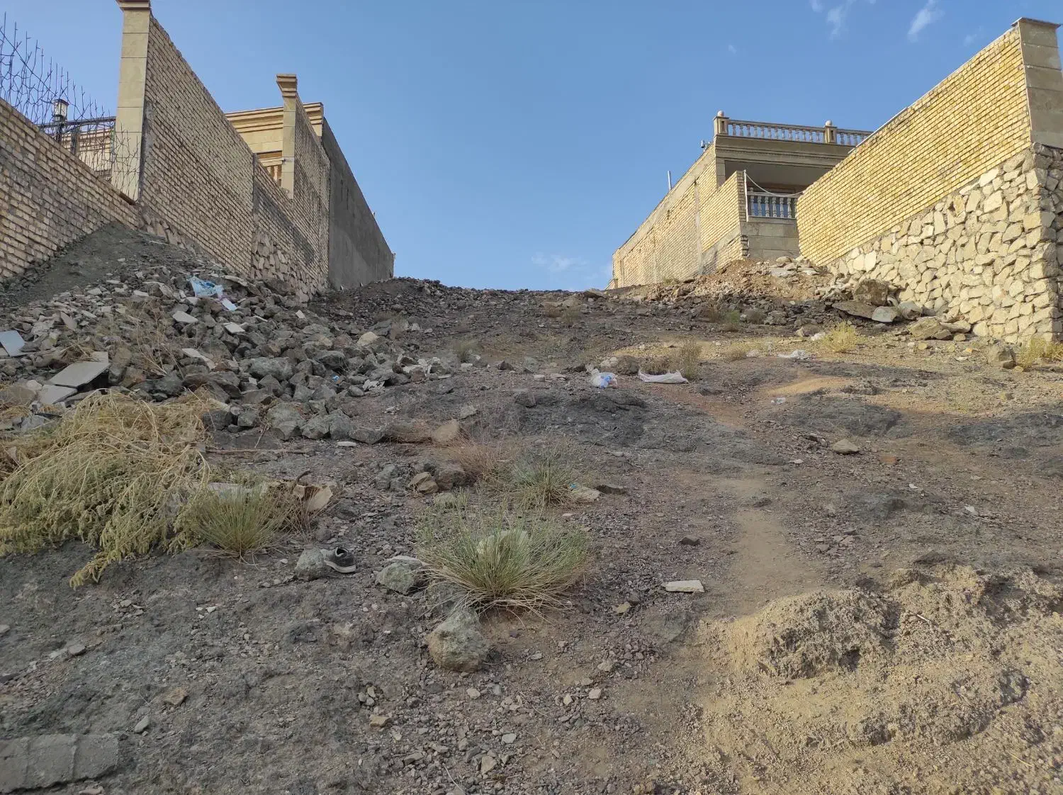 فروش زمین ۶۵۰ متری در قطب راوندی|فروش زمین و ملک کلنگی|کاشان, قطب راوندی|دیوار