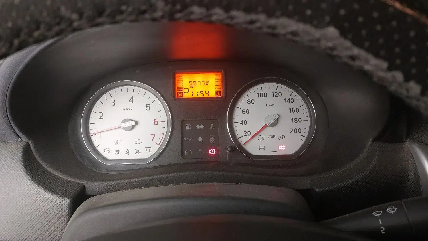 ساندرو استپ وی اتوماتیک مشکی تمیز|خودرو سواری و وانت|اصفهان, جلالیه|دیوار