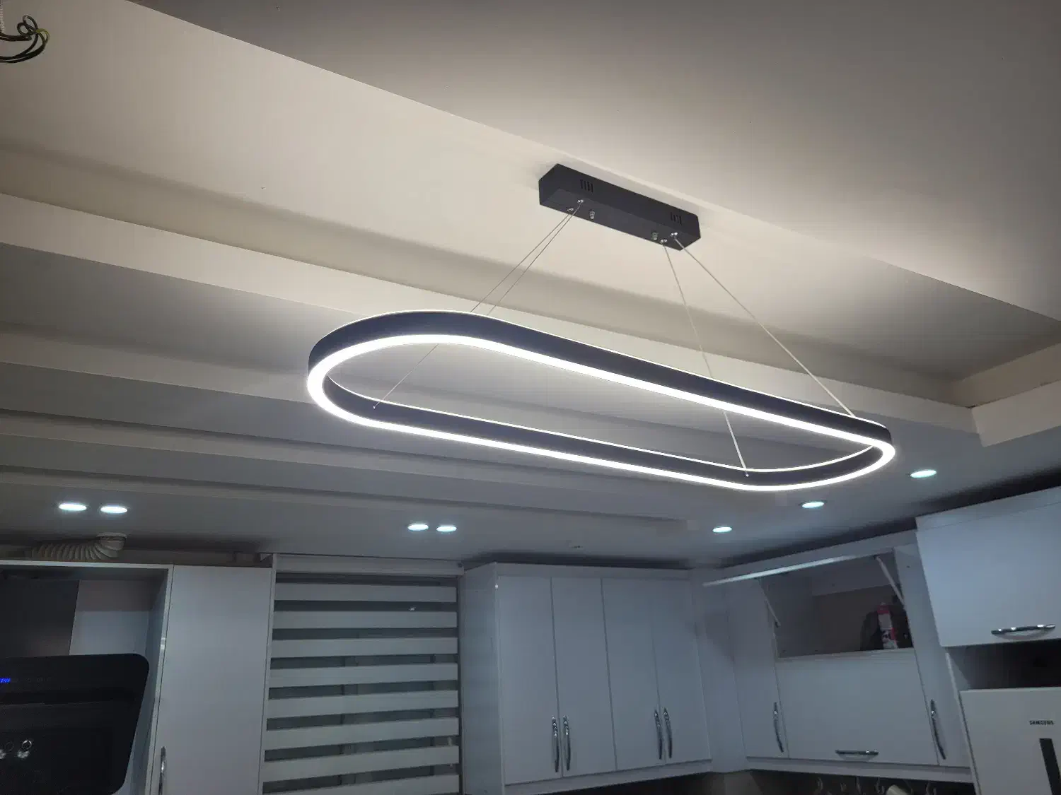 لوستر بیضی|لوستر و چراغ آویز|اهواز, کوروش|دیوار