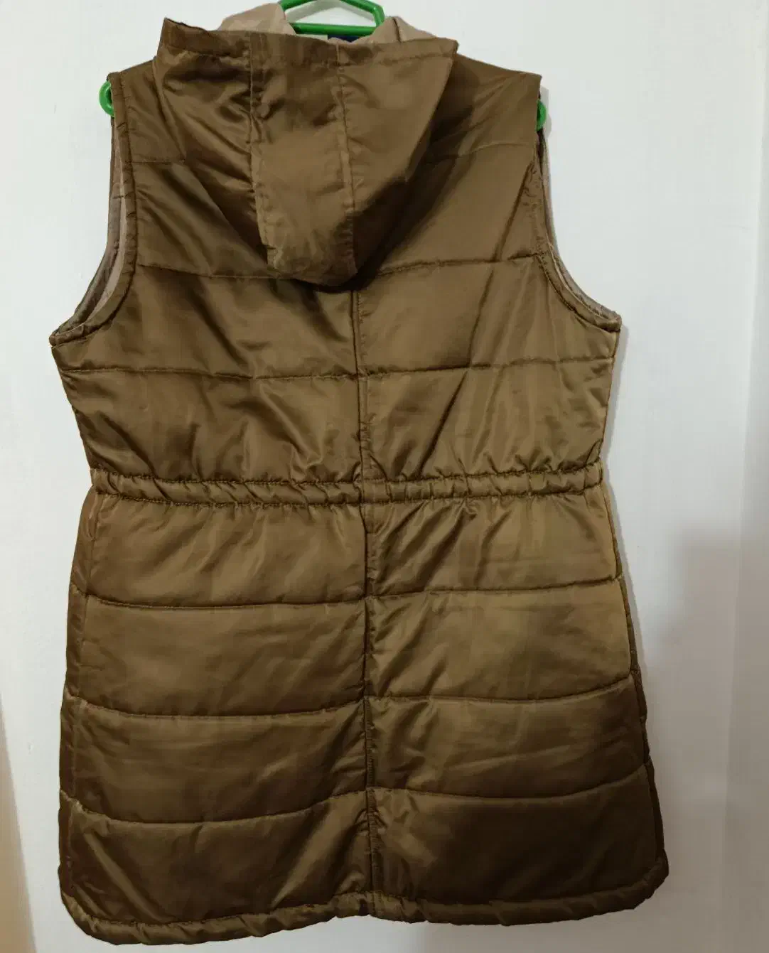 پافر|لباس|آستانه اشرفیه, |دیوار