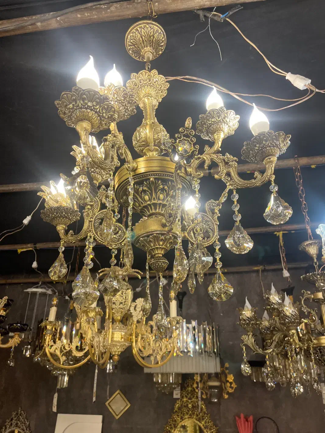 لوستر کریستال و دایکاست ۸شعله یاقوت|لوستر و چراغ آویز|اصفهان, بوستان ناژوان|دیوار