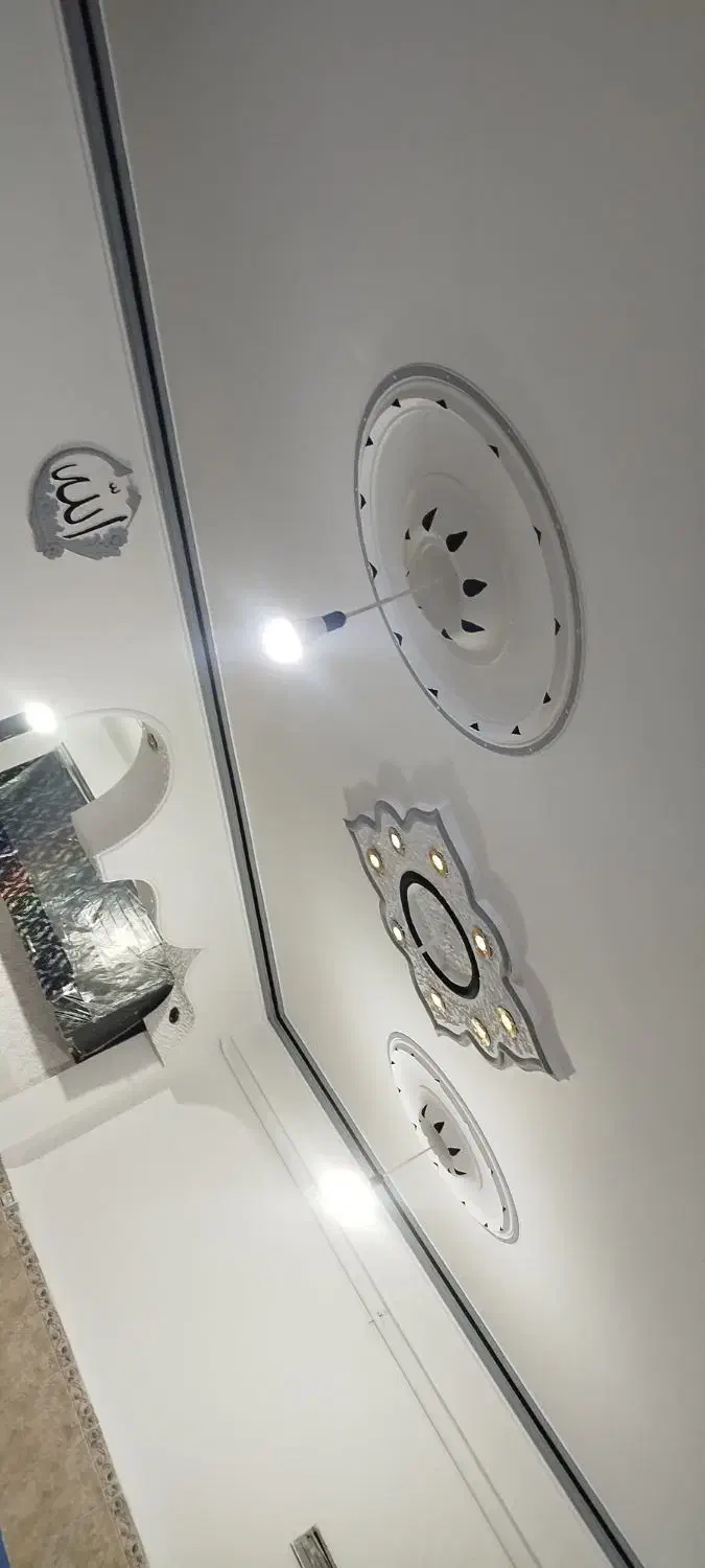 نقاشی ساختمان و نصب کاغذ دیواری|خدمات پیشه و مهارت|خلخال, |دیوار