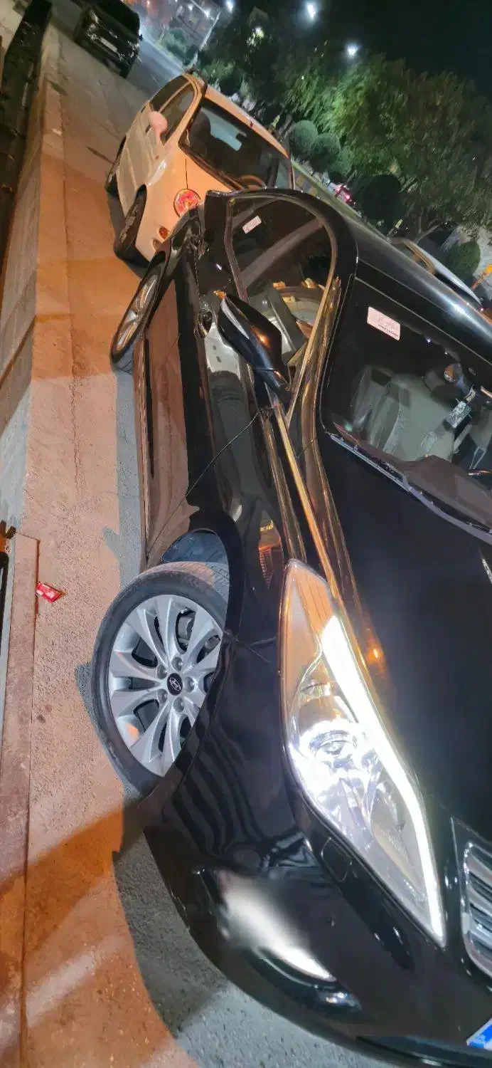 ازرا ۲۰۱۲ نیمه فول زیر قیمت بی رنگ|خودرو سواری و وانت|گرگان, |دیوار