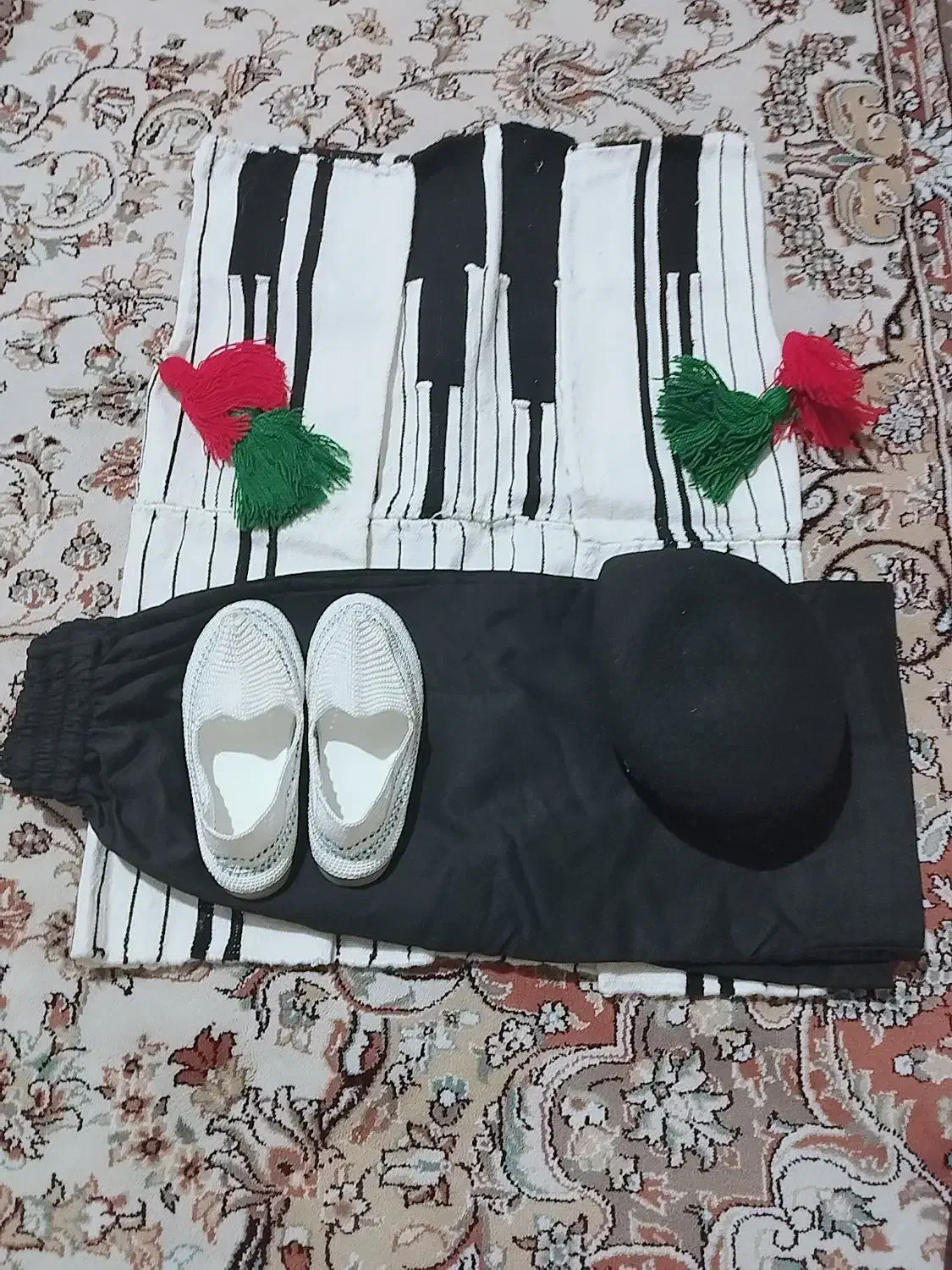 لباس بختیاری بچه گانه( توضیحات خوانده شود)|لباس|اهواز, شهرک حفاری|دیوار