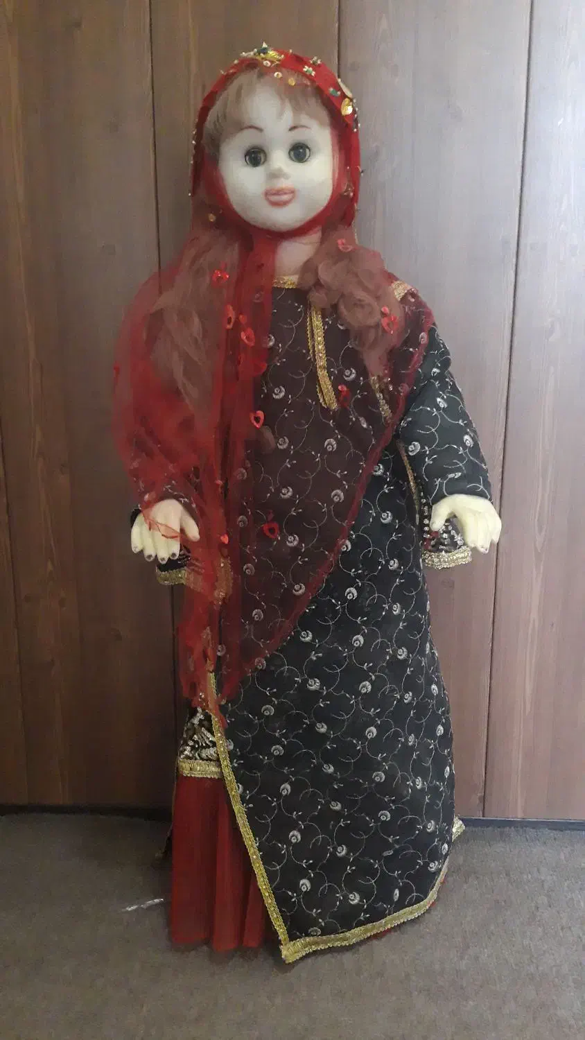 عروسک|اسباببازی بچه|شیراز, جانبازان|دیوار