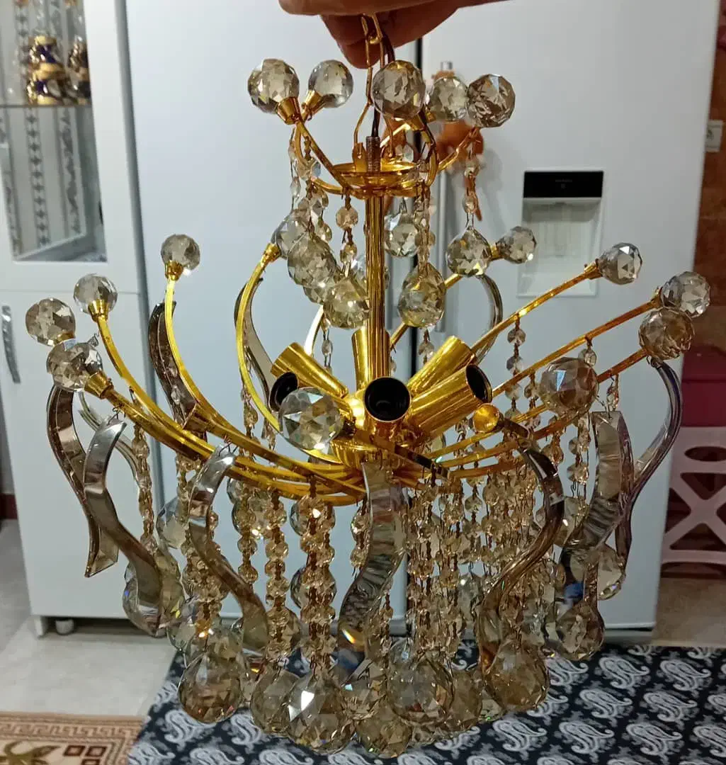 لوستر در حد نو|لوستر و چراغ آویز|قزوین, |دیوار