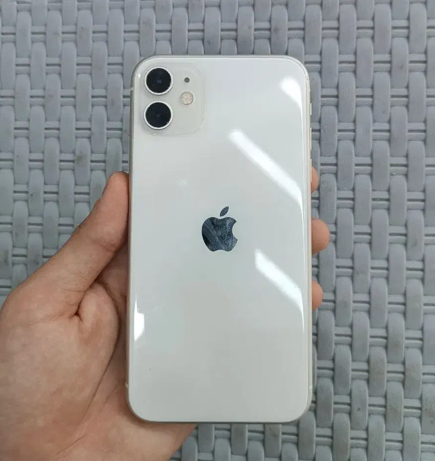 فروش ایفون ۱۱ نرمال ۲۵۶ گیگ|موبایل|عباس‌آباد, |دیوار