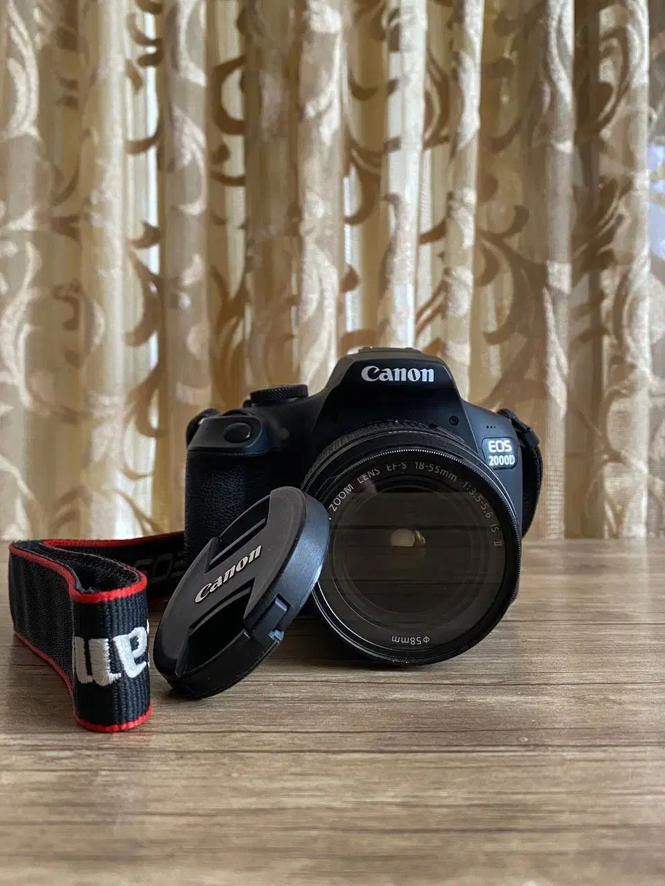 دوربین Canon 2000D|دوربین عکاسی و فیلم‌برداری|زنجان, |دیوار