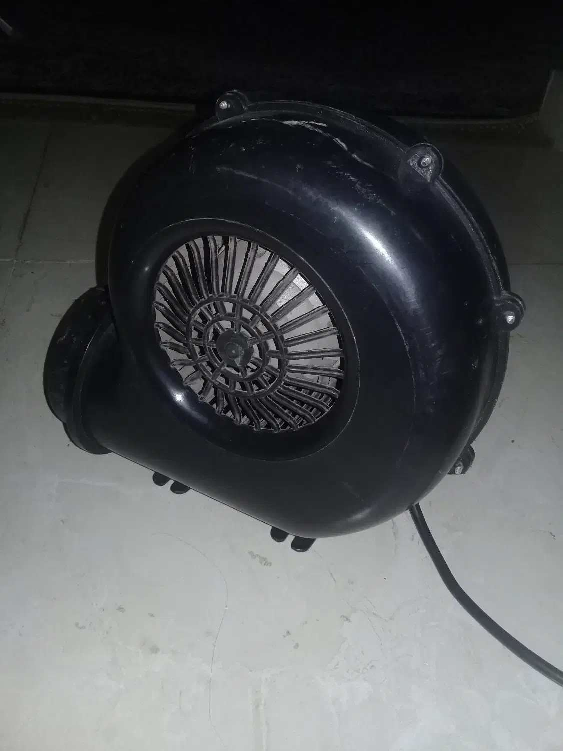 فن حلزونی|ماشینآلات صنعتی|رشت, رودباری|دیوار