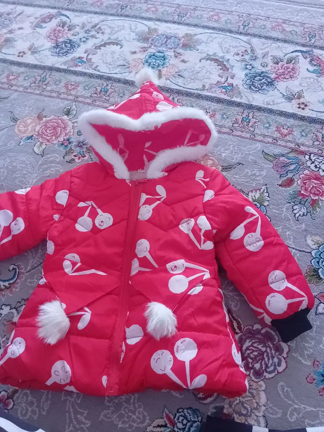 تعدادی لباس زمستانه بچگانه|کفش و لباس بچه|کوهدشت, |دیوار