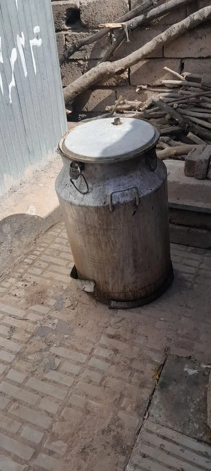 بیدون ۱۲۰ لیتری  بدون سوراخ|ظروف نگهدارنده، پلاستیکی، یک‌بارمصرف|زرند, |دیوار