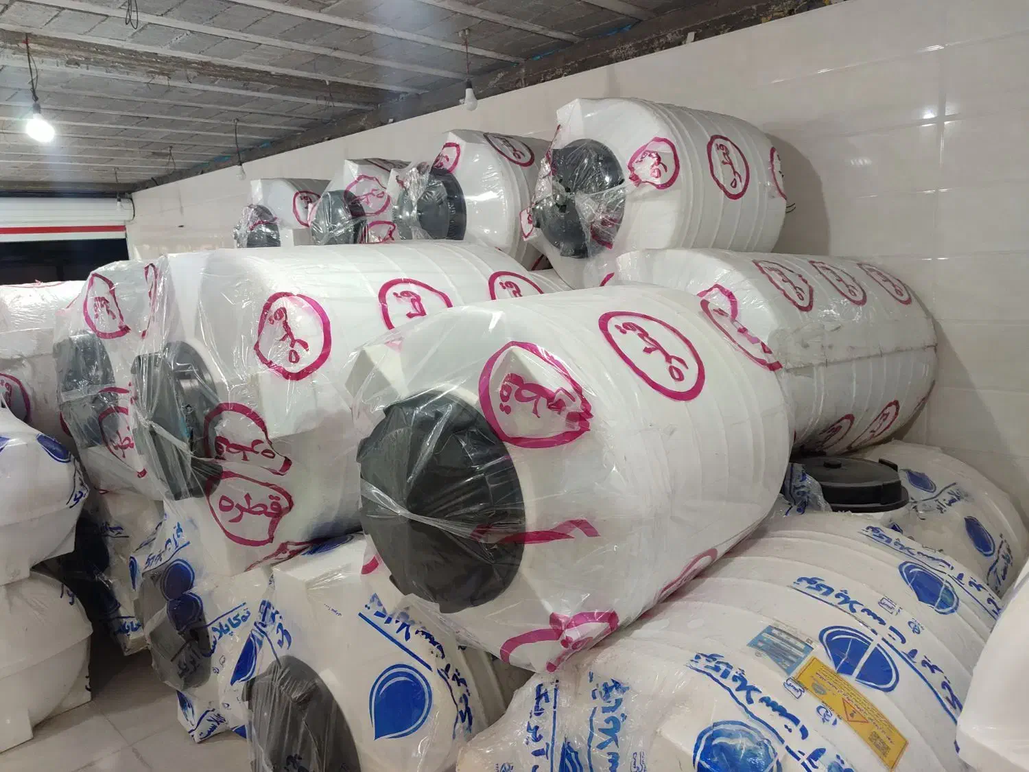 مخزن آب و گازوئیل|مصالح و تجهیزات ساختمان|لامرد, |دیوار