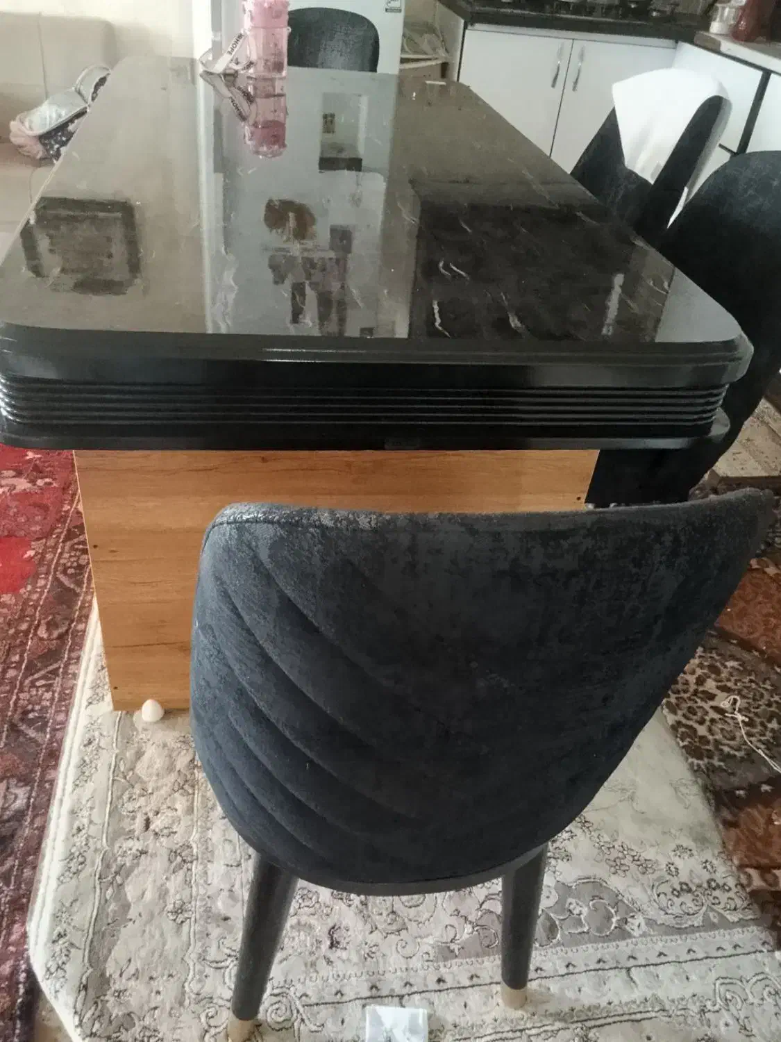 میز ناهارخوری|میز و صندلی غذاخوری|عجب شیر, |دیوار