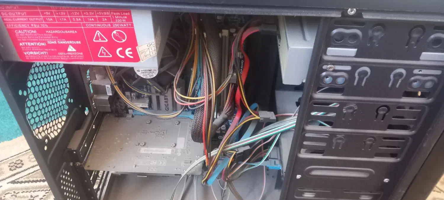 کامپیوتر کامل|رایانه رومیزی|فلاورجان, |دیوار