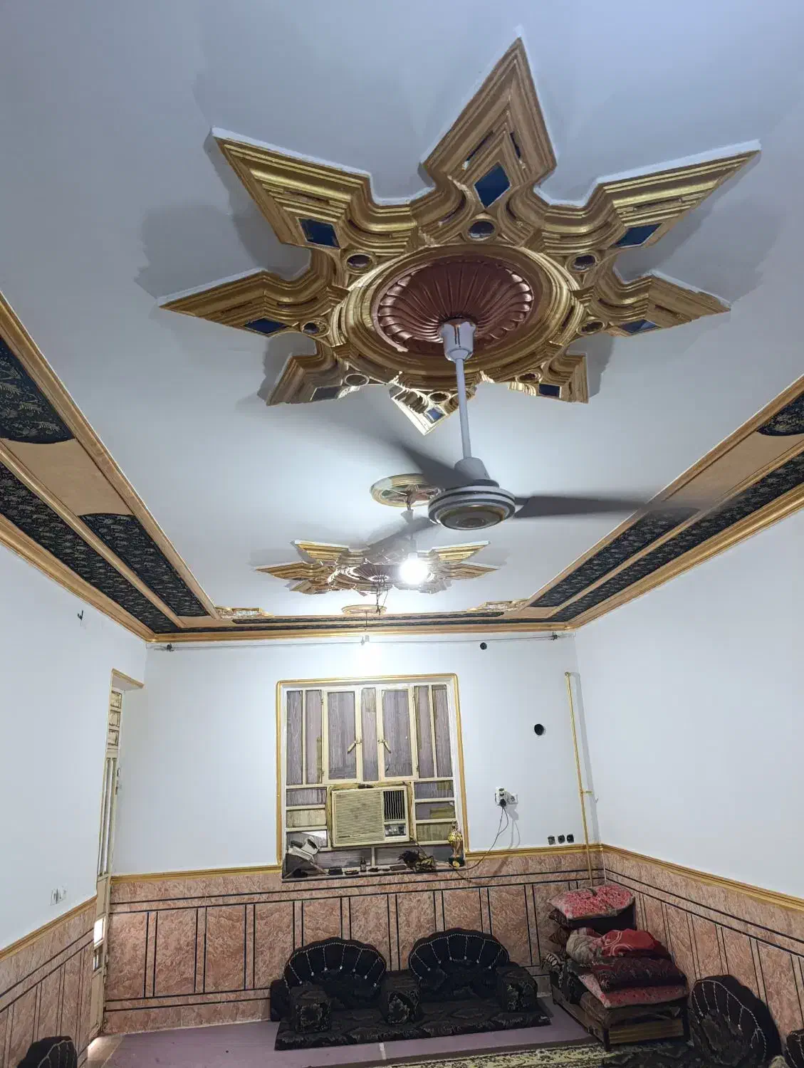 رنگ امیزی طرح کاغذ دیواری درشادگان|خدمات پیشه و مهارت|شادگان, |دیوار