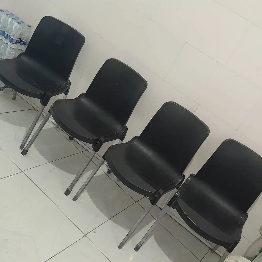 میز سندلی|فروشگاه و مغازه|کهنوج, |دیوار