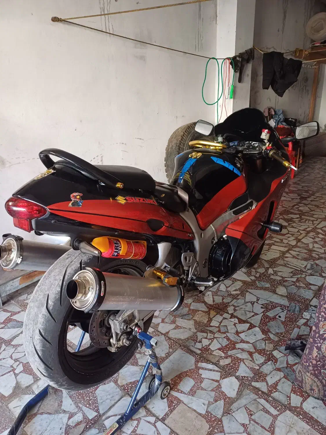 سوزوکی هایابوسا|موتورسیکلت|نور, |دیوار