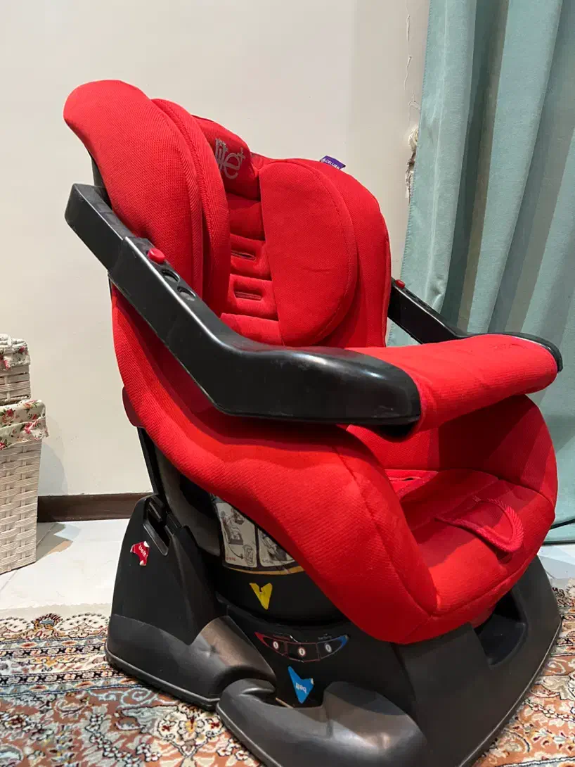 صندلی کودک|تخت و صندلی بچه|پردیس, فاز ۱۱|دیوار