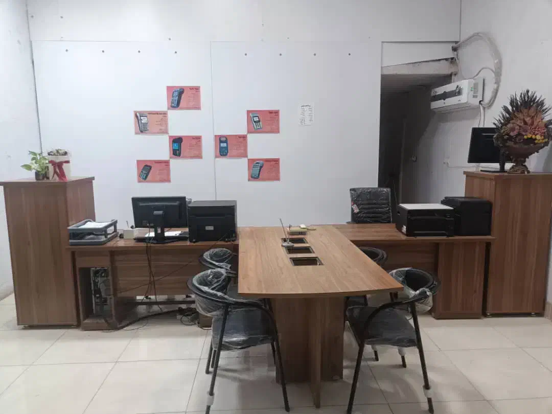 میز اداری و کنفرانس|دفتر کار|شیراز, عفیف‌آباد|دیوار