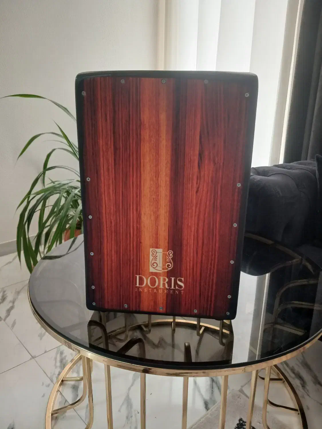 کاخن|درام و پرکاشن|شاهین‌شهر, شهرک گلدیس|دیوار