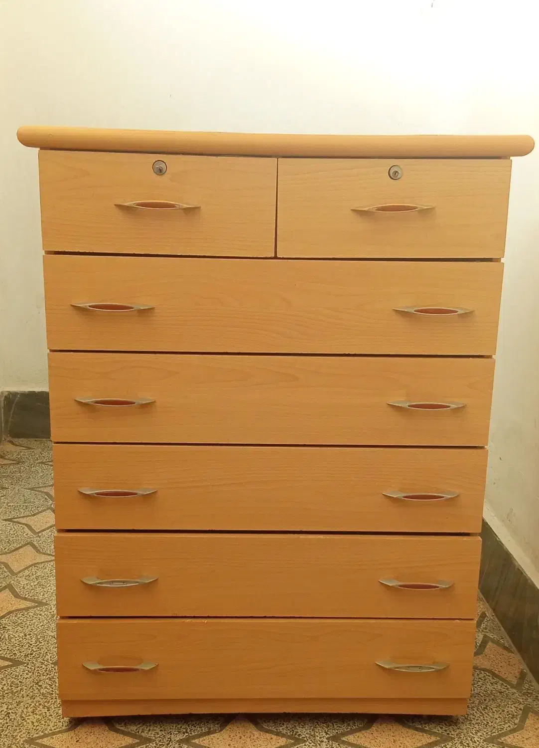 کمد و دراور|جاکفشی، کمد، دراور|رشت, عینک|دیوار