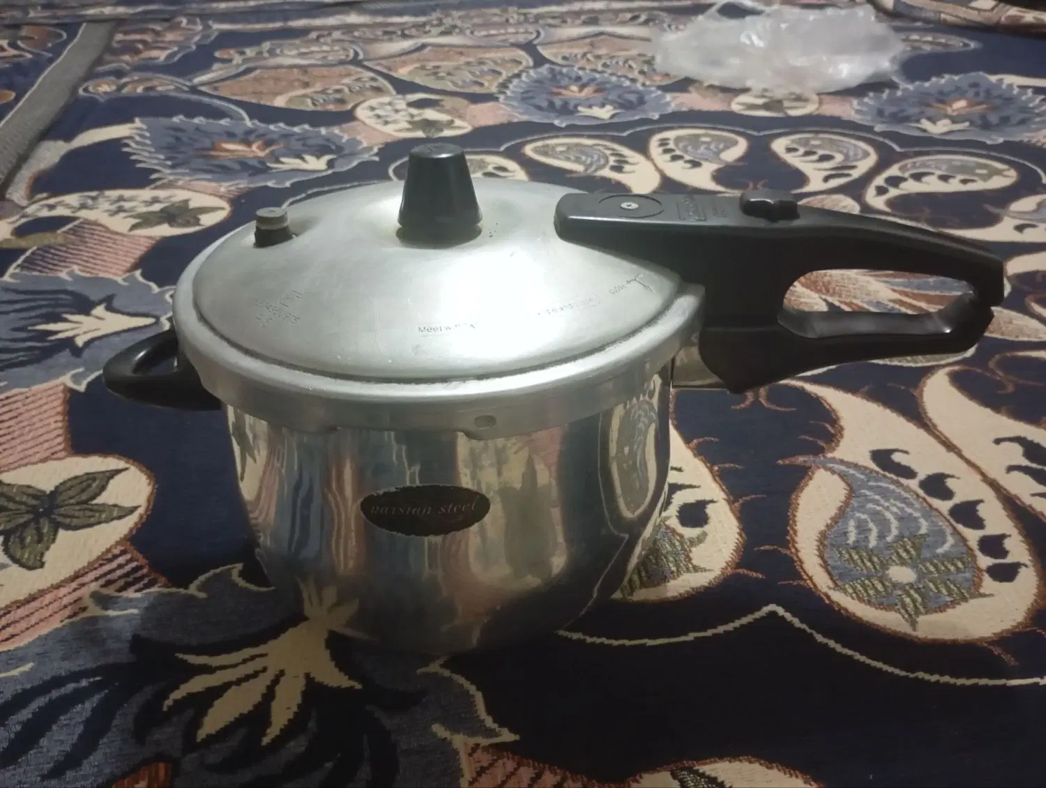 زودپز|ظروف پخت‌وپز|لردگان, |دیوار