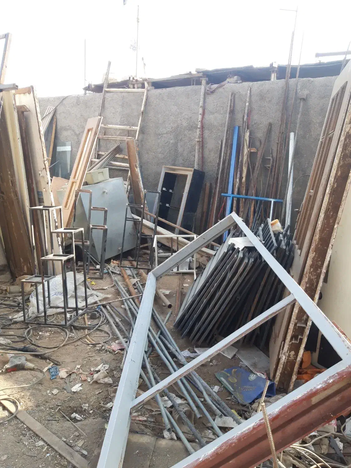 فروش و خرید ضایعات نقدا سرتاسر مشهد|عمدهفروشی|مشهد, نوید|دیوار