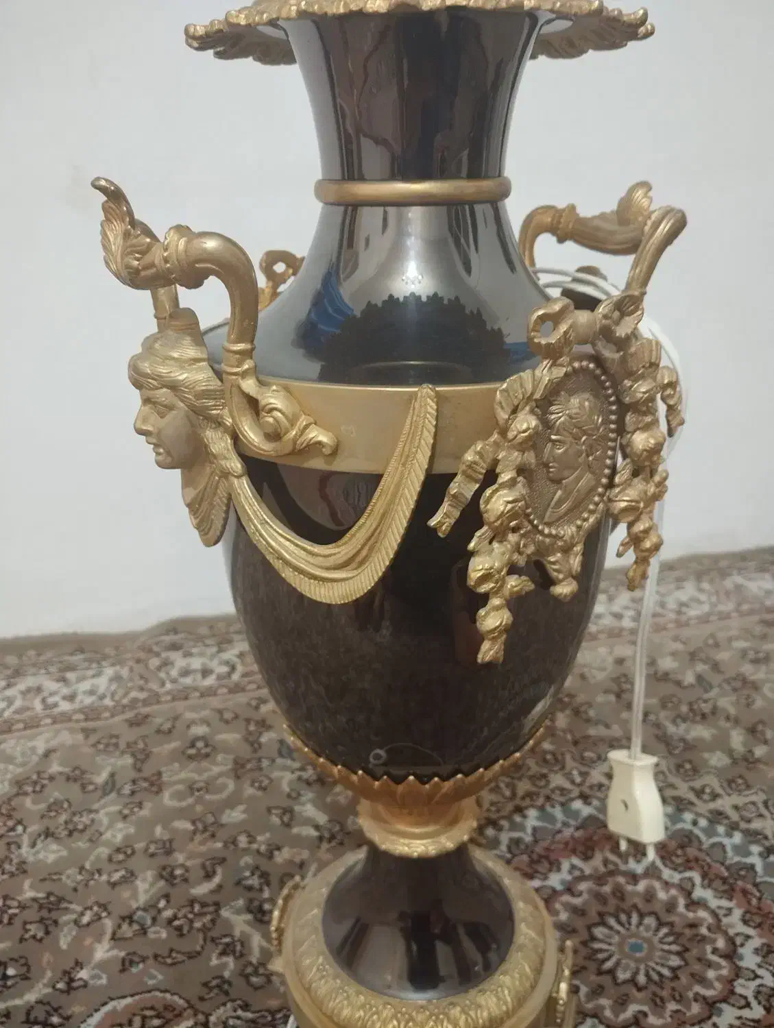 آباژور برنزی طرح فرانسه|چراغ خواب و آباژور|تهران, سلسبیل شمالی|دیوار