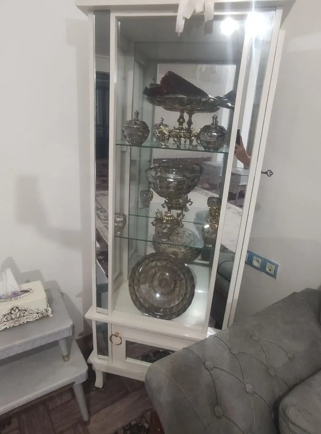 بوفه ایینه ای|بوفه، ویترین، کنسول|قیدار, |دیوار