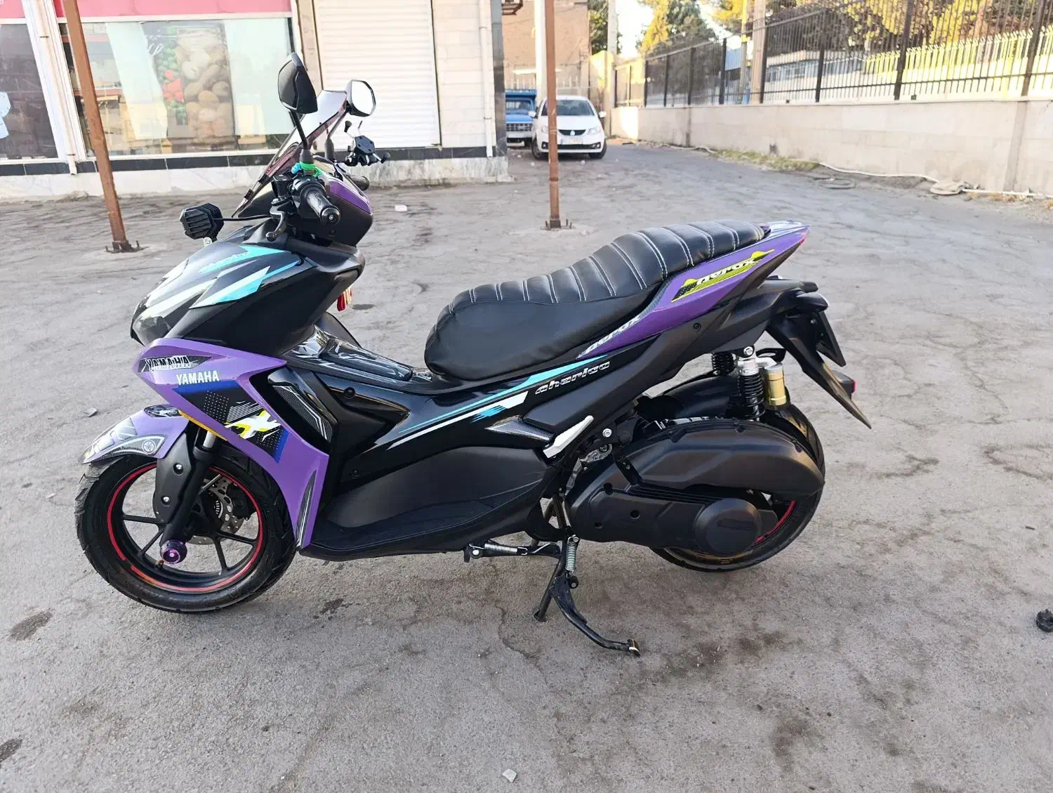 آیروکس ۱۵۵ درحد صفر 1403|موتورسیکلت|بروجرد, |دیوار