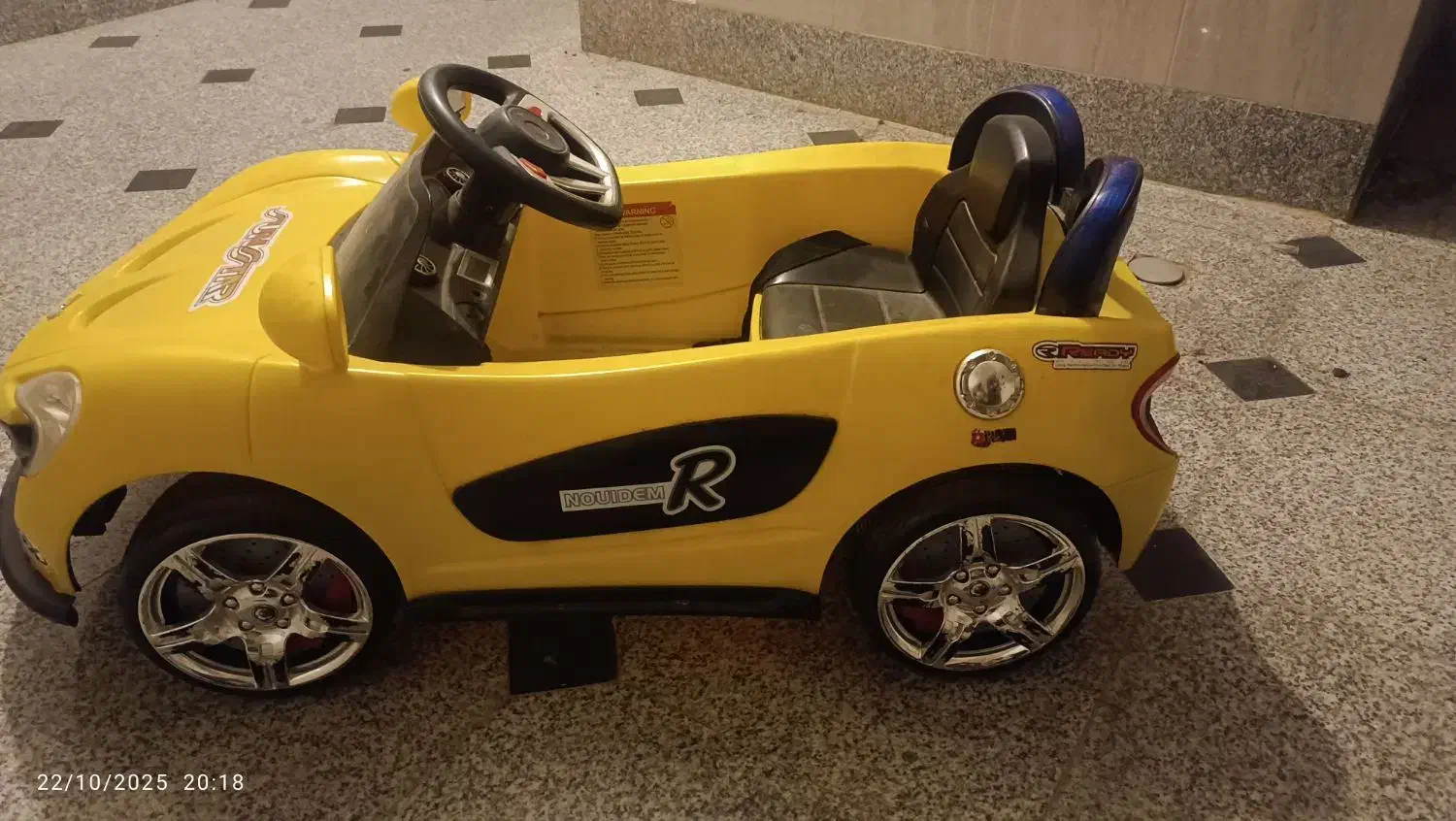 ماشین شارژی|اسباب و اثاث بچه|مرند, |دیوار