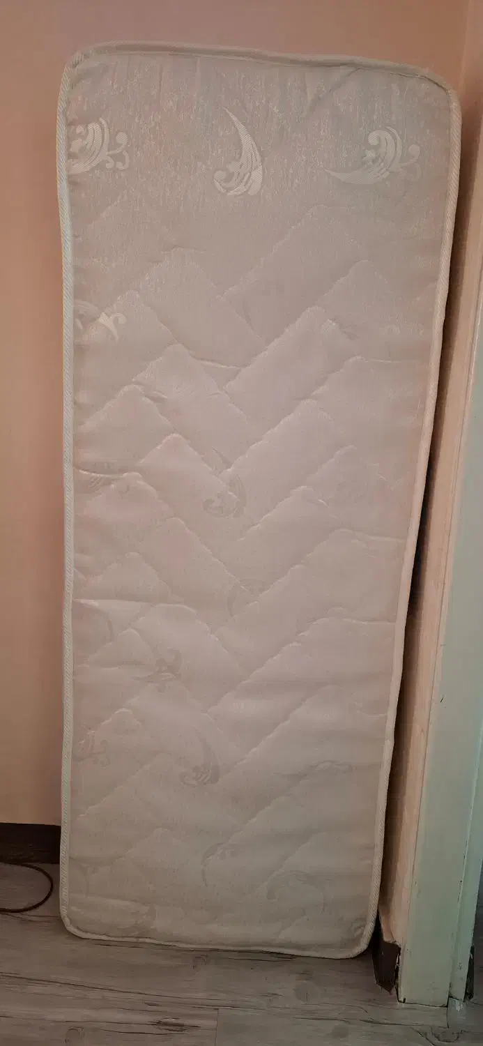 تشک فنری|تشک تختخواب|رشت, حمیدیان|دیوار