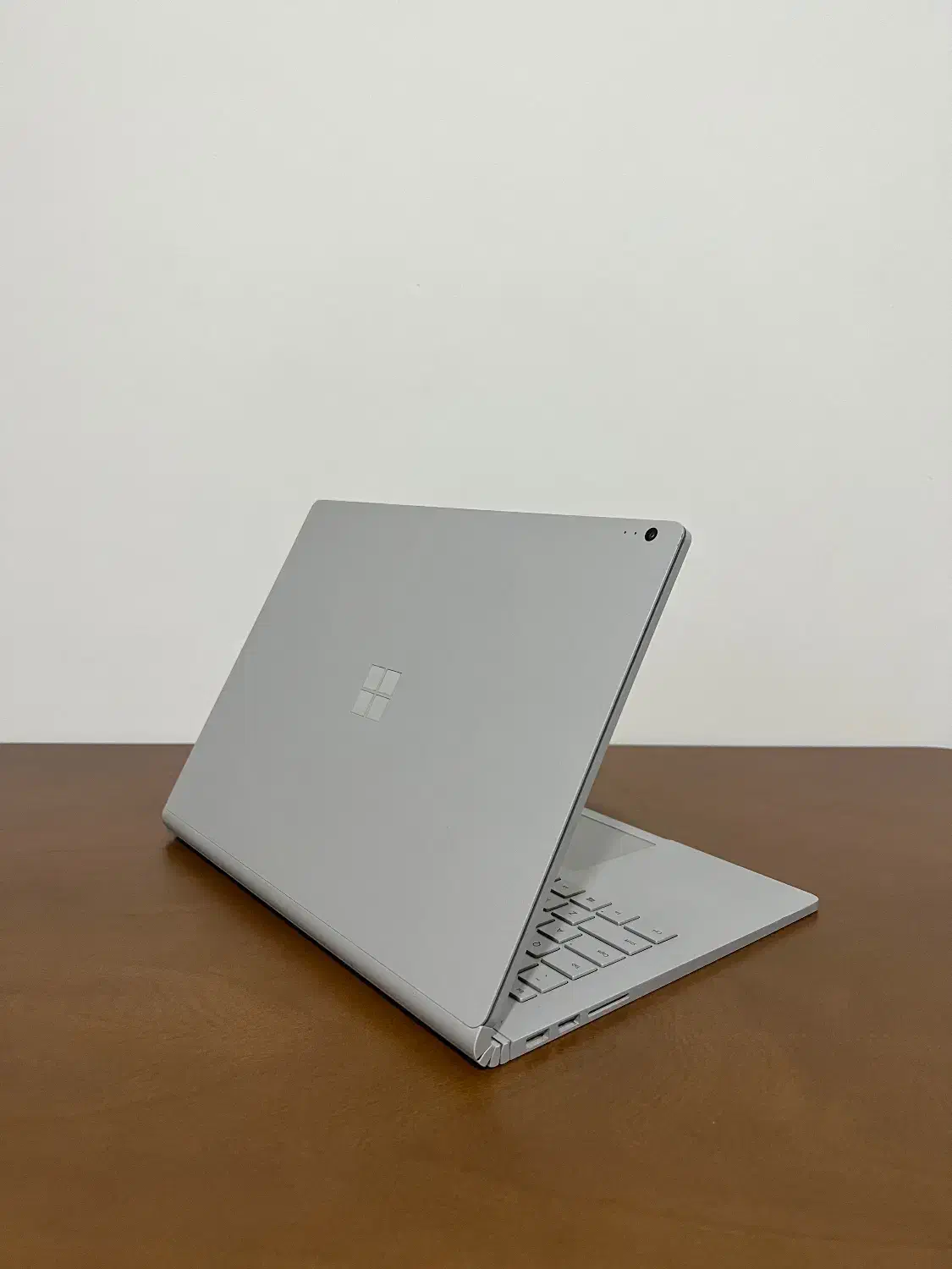 سرفیس بوک ۲    Surface book 2.   i5/8/8/256|رایانه همراه|شیراز, ملاصدرا|دیوار