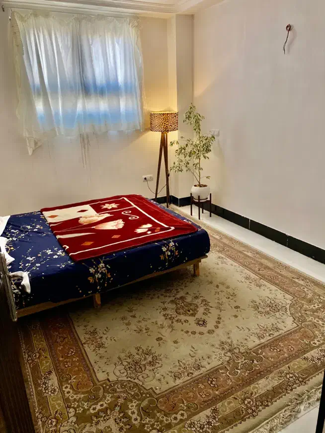 مبله صدرا دوخواب لوکس پارکینگ دار|اجارهٔ کوتاه‌مدت آپارتمان و سوئیت|شیراز, شهرک گلستان|دیوار