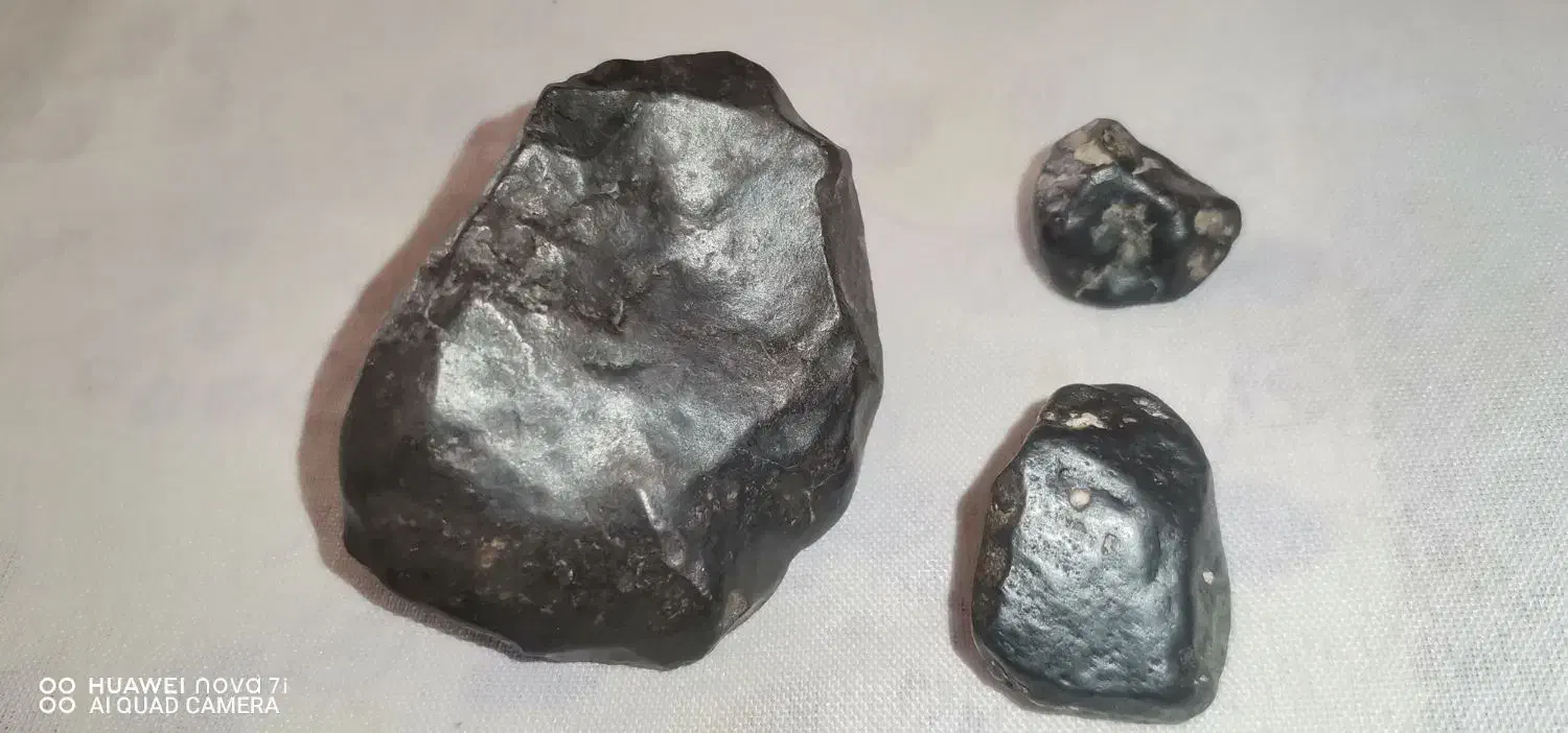 شهاب آهنی و کربونادو|جواهرات|نی‌ریز, |دیوار