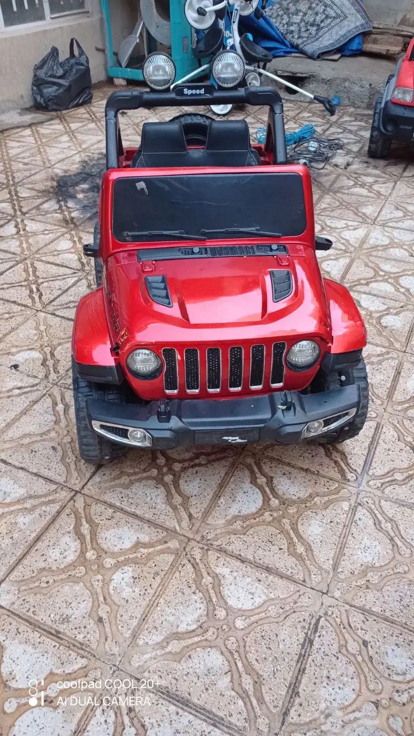 ماشین شارژی|اسباب‌بازی بچه|مهاباد (آذربایجان غربی), |دیوار