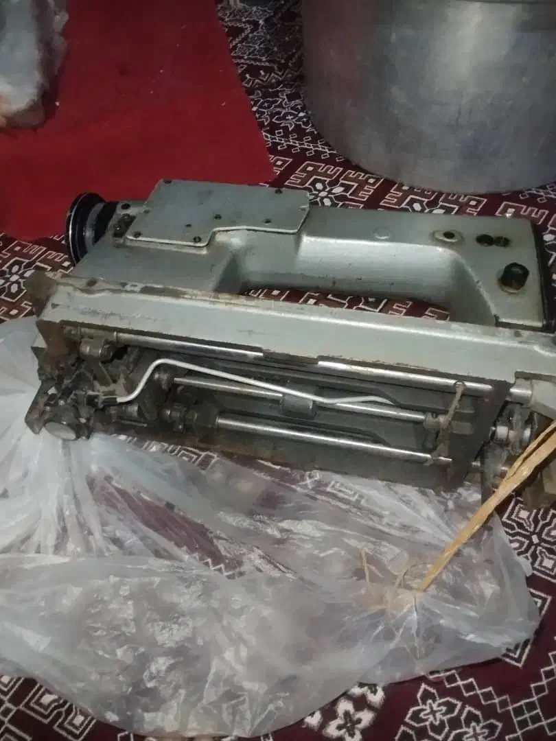 دوعددچرخ خیاطی جوکی وشانکونگ|چرخ خیاطی و ریسندگی|خاش, |دیوار