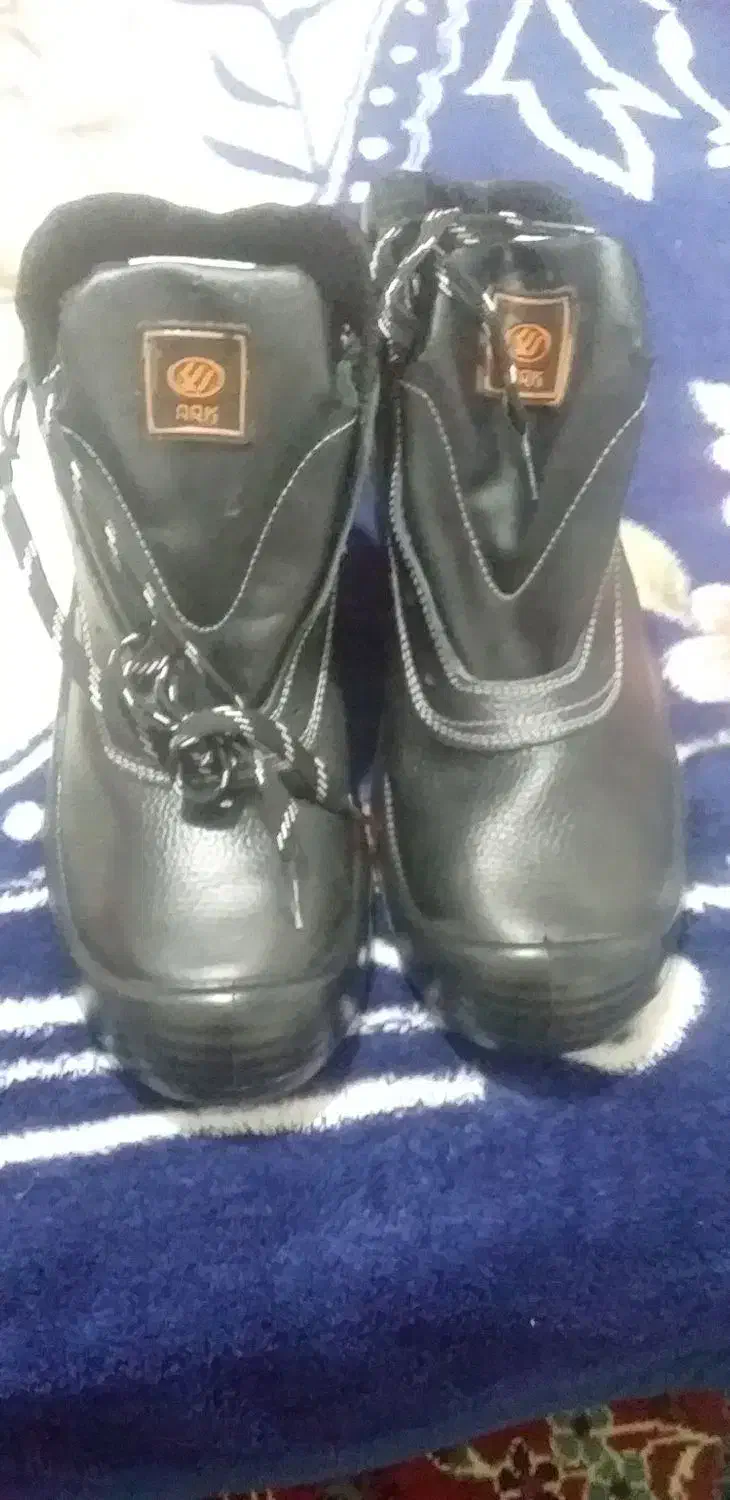 کفش نو ایمنی|کیف، کفش، کمربند|مرند, |دیوار