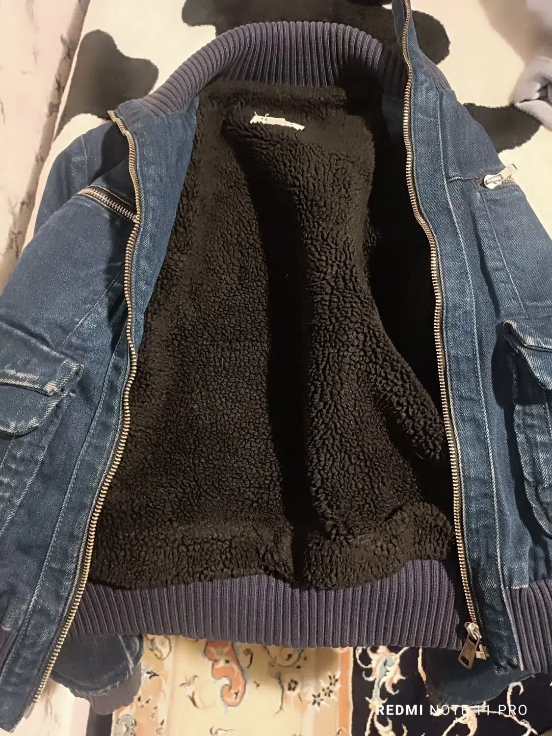 کاپشن لی کرک دار دخترانه زیبا در حد نو بسیار شیک|لباس|اندیشه, شهرک کوثر|دیوار