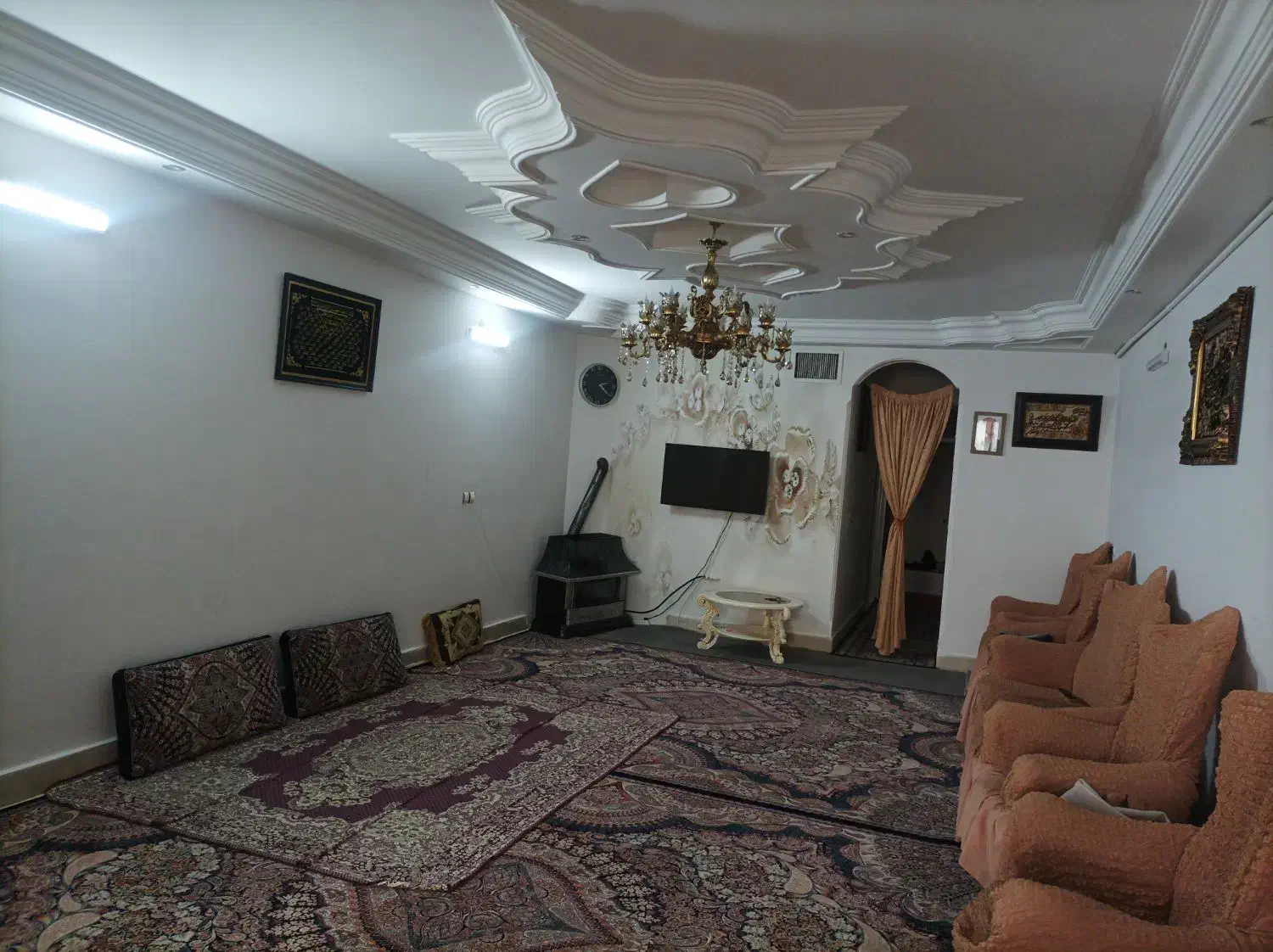 95 متری طبقه اول باپارکینگ اختصاصی دوخوابه مطهری55|فروش آپارتمان|مشهد, شفا|دیوار