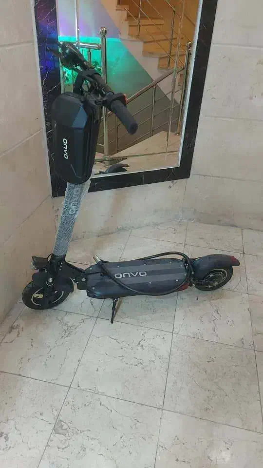 فروش فوری اسکوتر در حد نو. به دلیل مهاجرت|دوچرخه، اسکیت، اسکوتر|چالوس, |دیوار