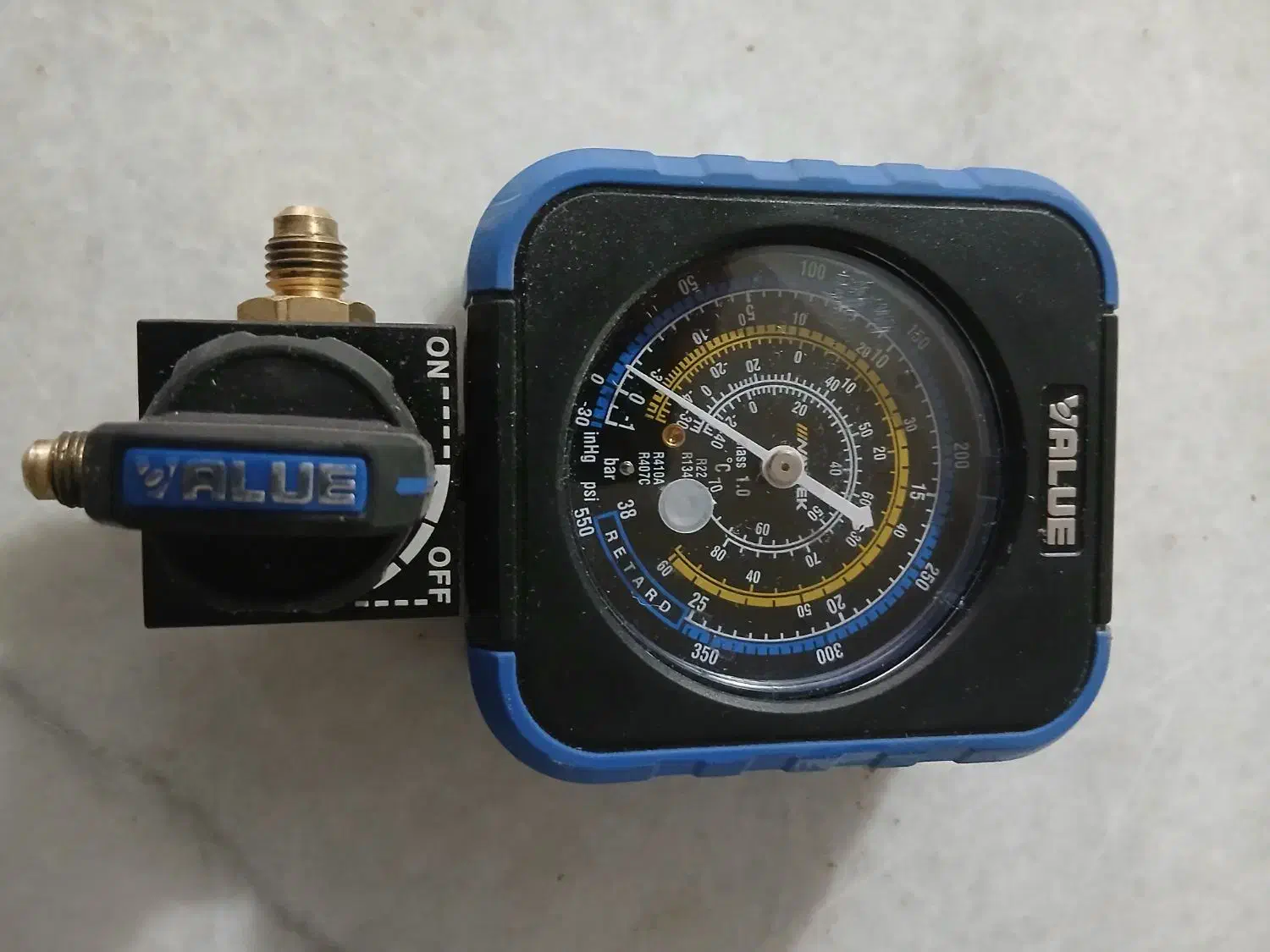 گیج تک|کولر گازی و فن‌کوئل|اصفهان, خانه اصفهان|دیوار