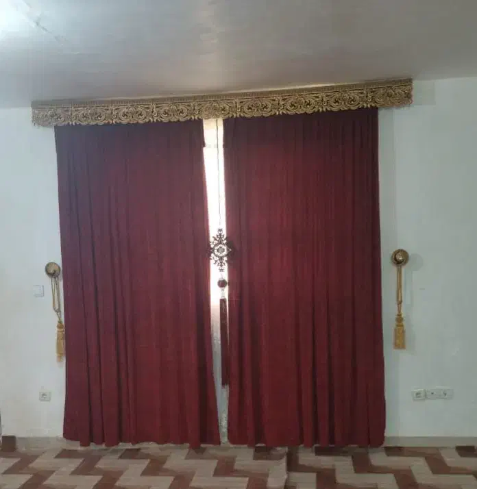 سه عدد پرده نو تمیز|پرده، رانر، رومیزی|لامرد, |دیوار