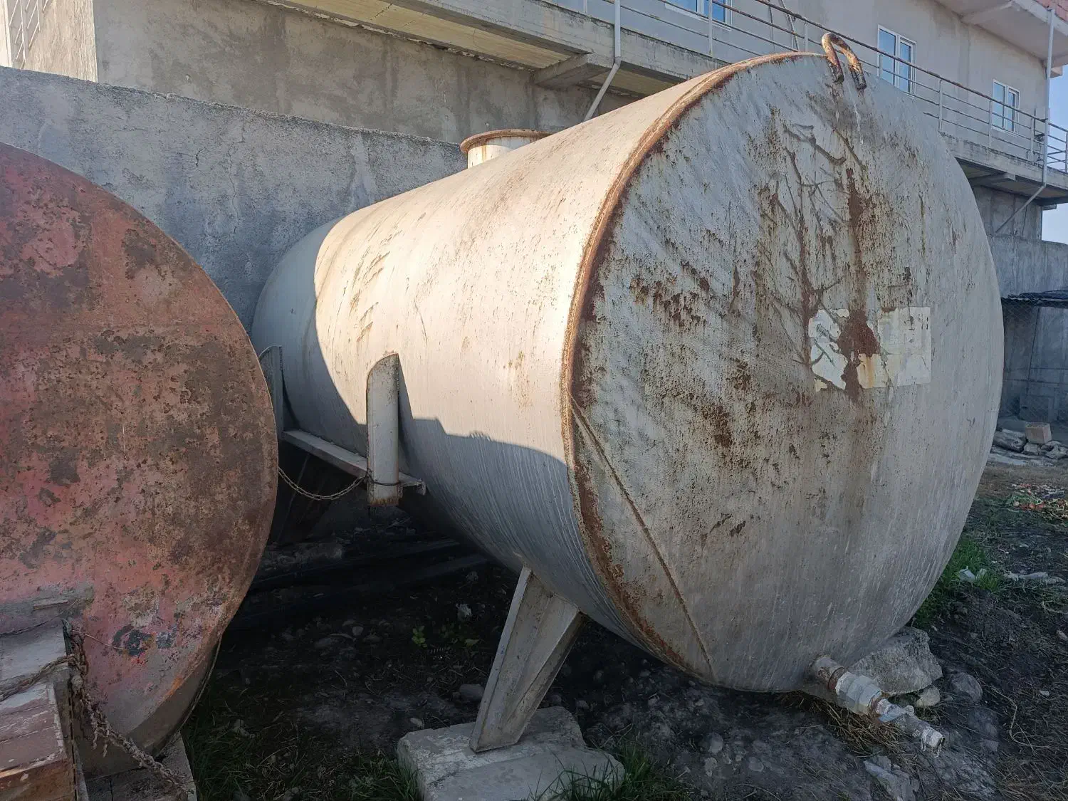 تانکر فلزی ضخیم ورق خارجی|مصالح و تجهیزات ساختمان|گرگان, |دیوار